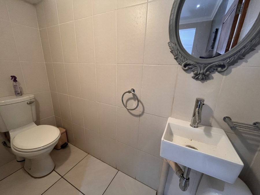 3 Bedroom Property for Sale in Lilyvale Free State